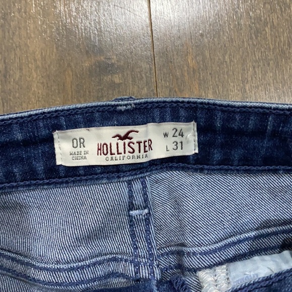 Skinny jeans with patches - Picture 2 of 2